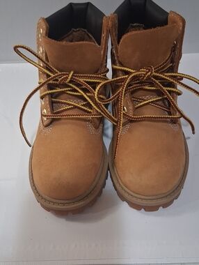 Pre-owned Timberland Kids Tan/Brown Lace-Up Suede Boots